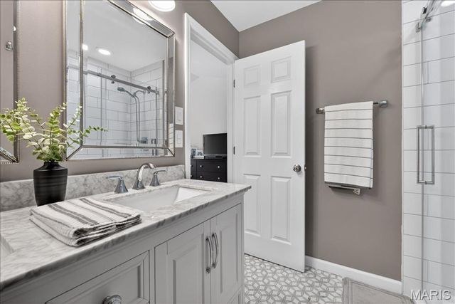 1007 Big Bend Crossing Drive, Manchester, MO 63088