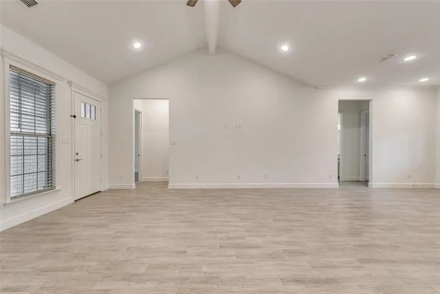 305 Chase Creek Drive, Lavon, TX 75166
