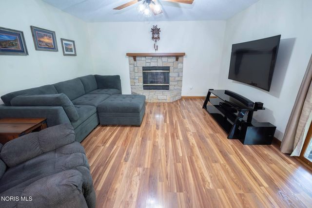 3465 Fieldbrooke Lane, Oregon, OH 43616