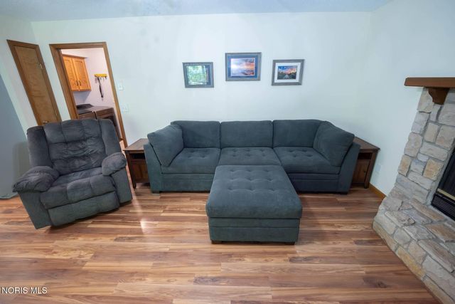 3465 Fieldbrooke Lane, Oregon, OH 43616