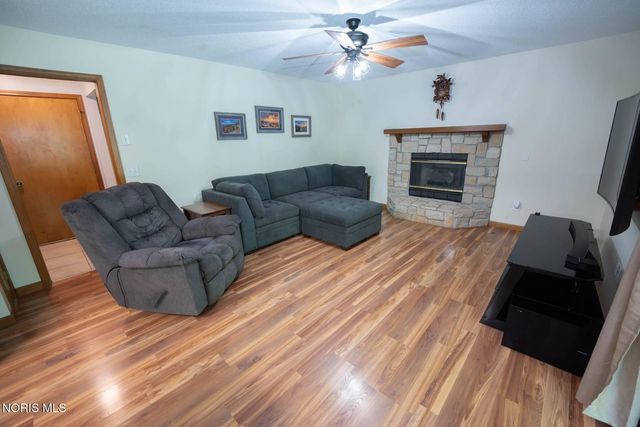 3465 Fieldbrooke Lane, Oregon, OH 43616