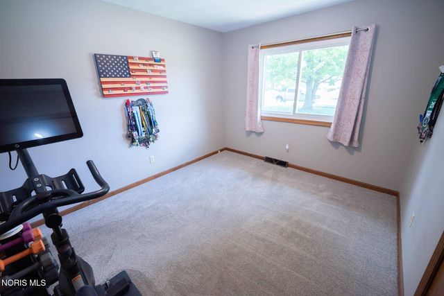 3465 Fieldbrooke Lane, Oregon, OH 43616