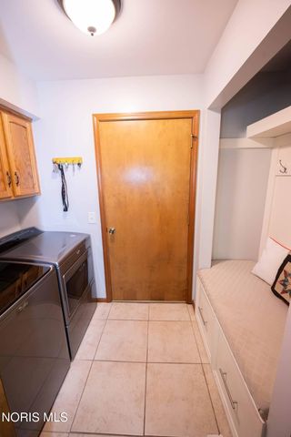 3465 Fieldbrooke Lane, Oregon, OH 43616