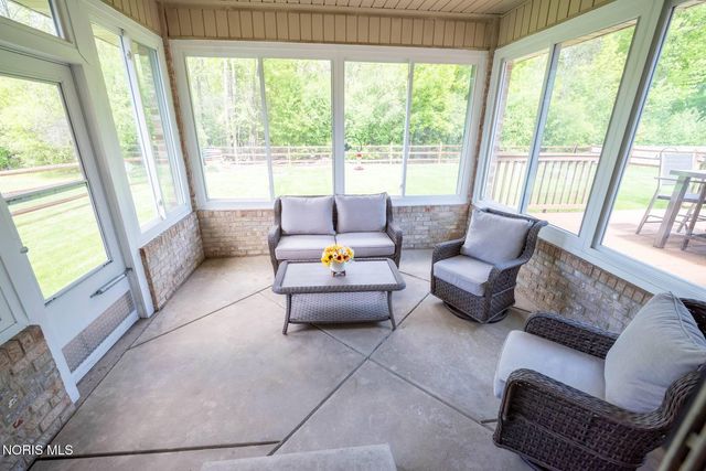 3465 Fieldbrooke Lane, Oregon, OH 43616