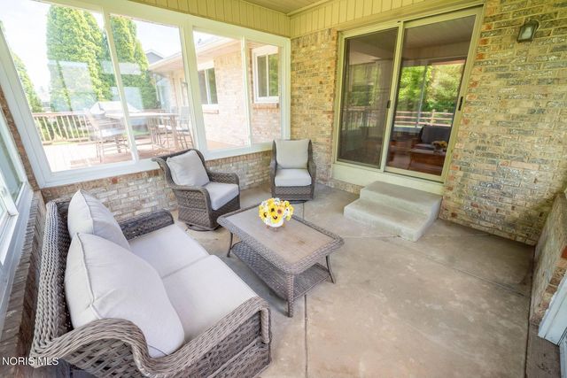 3465 Fieldbrooke Lane, Oregon, OH 43616