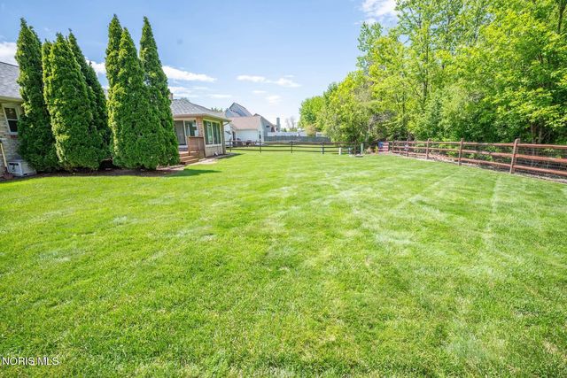 3465 Fieldbrooke Lane, Oregon, OH 43616