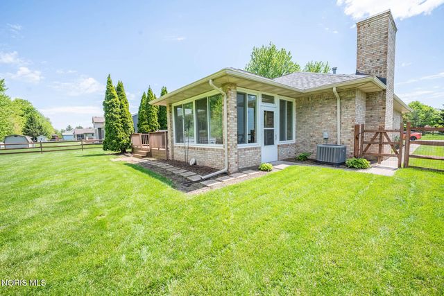 3465 Fieldbrooke Lane, Oregon, OH 43616