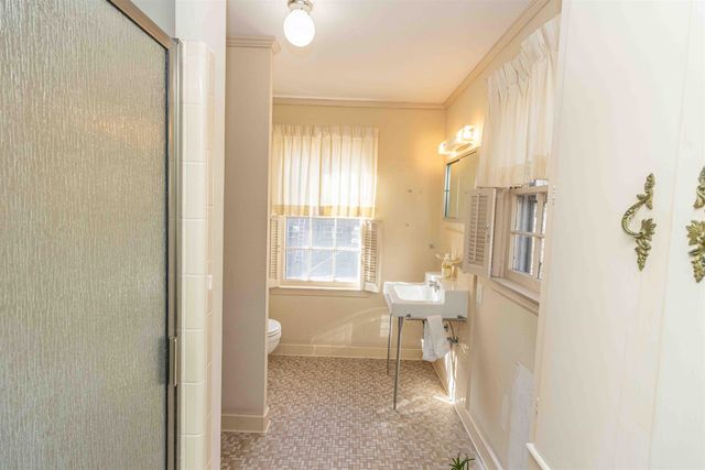 228 N THIRD ST, Selmer, TN 38375