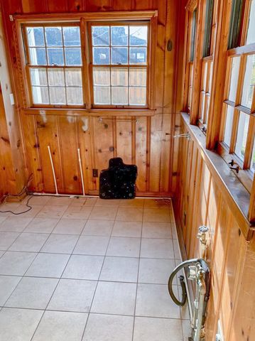 228 N THIRD ST, Selmer, TN 38375