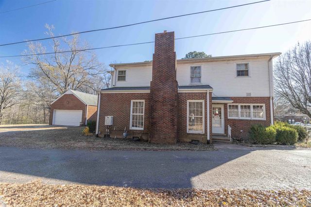 228 N THIRD ST, Selmer, TN 38375