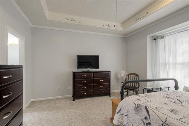 4315 S Davidson Drive, Independence, MO 64055