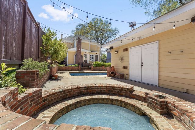 1680 CARRUTHERS PL, Memphis, TN 38112