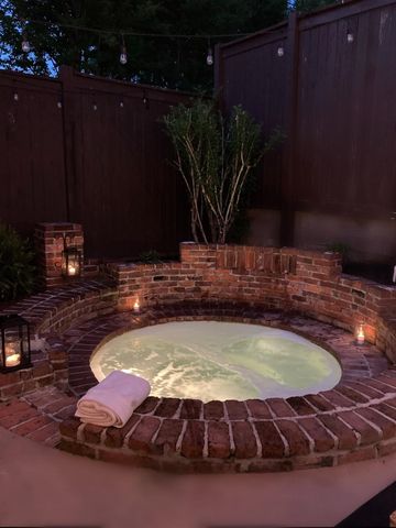 1680 CARRUTHERS PL, Memphis, TN 38112