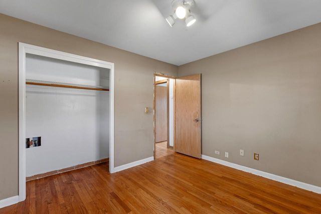 2626 N 80th STREET, Milwaukee, WI 53213
