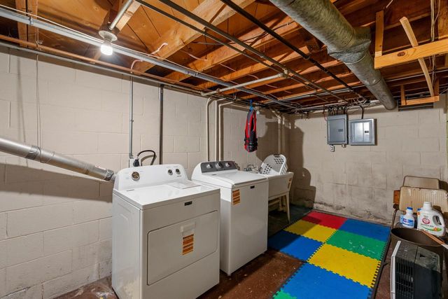 2626 N 80th STREET, Milwaukee, WI 53213