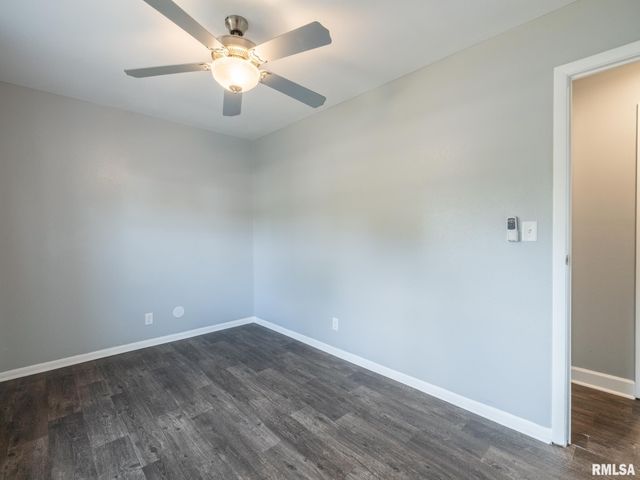 3925 W CREIGHTON Terrace, Peoria, IL 61615