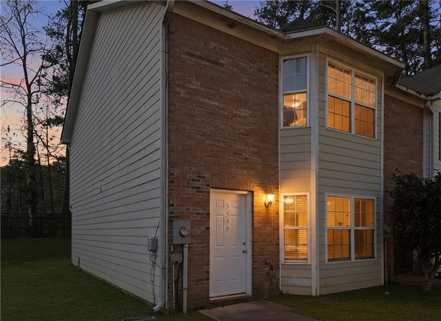 5539 Pineridge Court, Forest Park, GA 30297