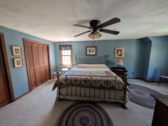 178 Dennison Hill Rd, Southbridge, MA 01550