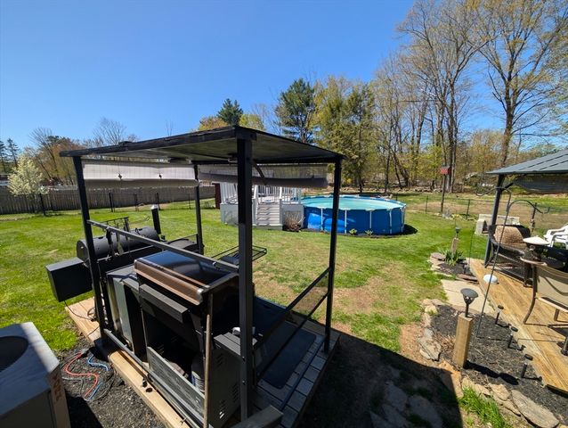 178 Dennison Hill Rd, Southbridge, MA 01550