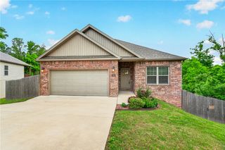 9 Ripley Lane, Bella Vista, AR 72715