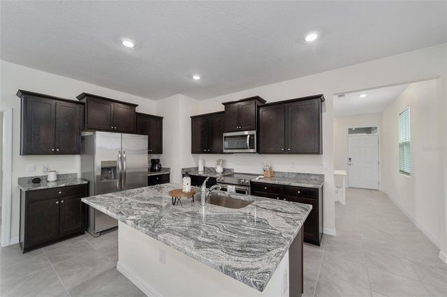 4110 NW 44 CIRCLE, Ocala, FL 34482