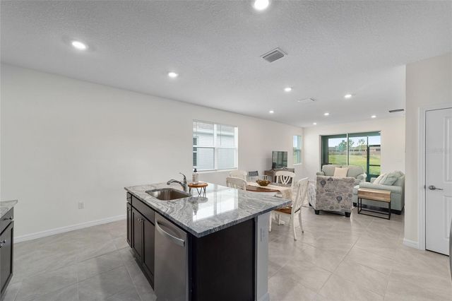 4110 NW 44 CIRCLE, Ocala, FL 34482