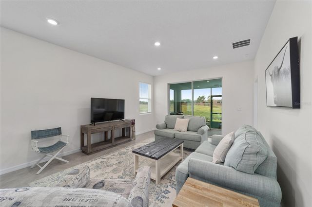 4110 NW 44 CIRCLE, Ocala, FL 34482