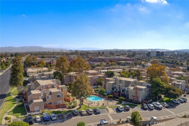 2479 Country, Santa Maria, CA 93455