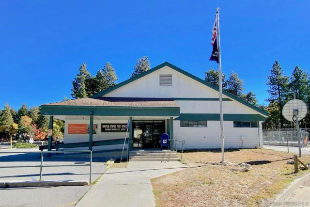 32065 Hunsaker way 12, Running Springs, CA 92382