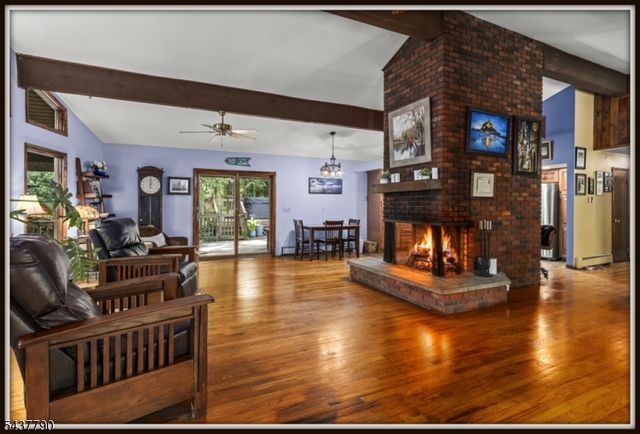 118 Ridge Rd, Hampton Twp., NJ 07860
