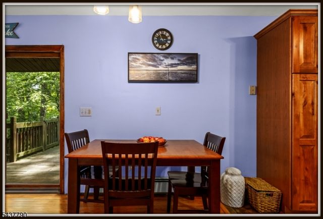 118 Ridge Rd, Hampton Twp., NJ 07860