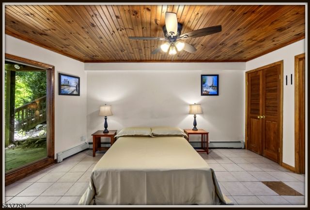 118 Ridge Rd, Hampton Twp., NJ 07860