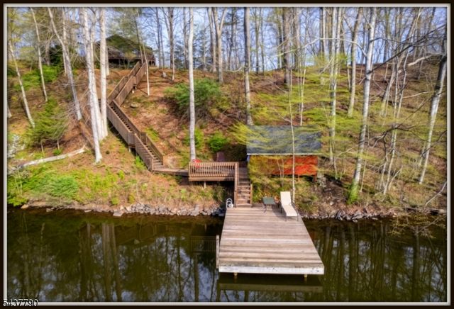118 Ridge Rd, Hampton Twp., NJ 07860