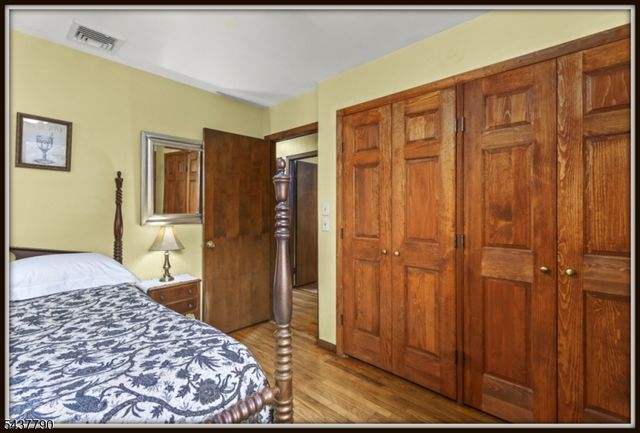 118 Ridge Rd, Hampton Twp., NJ 07860