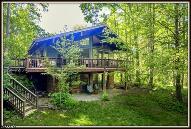 118 Ridge Rd, Hampton Twp., NJ 07860