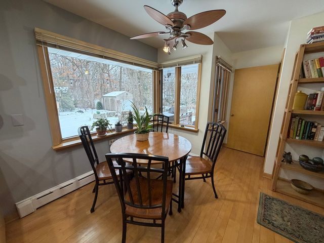 501 Glenwood Trail, Elgin, IL 60120