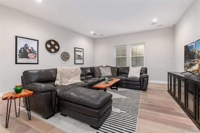 7125 Skygazer Street, Castle Pines, CO 80108