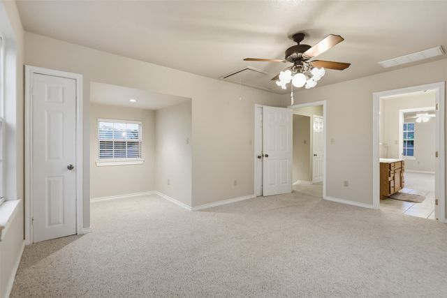 321 S Main Street, Irving, TX 75060