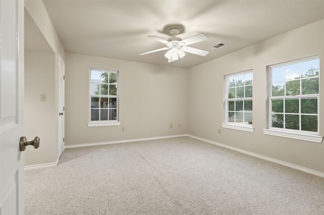 321 S Main Street, Irving, TX 75060