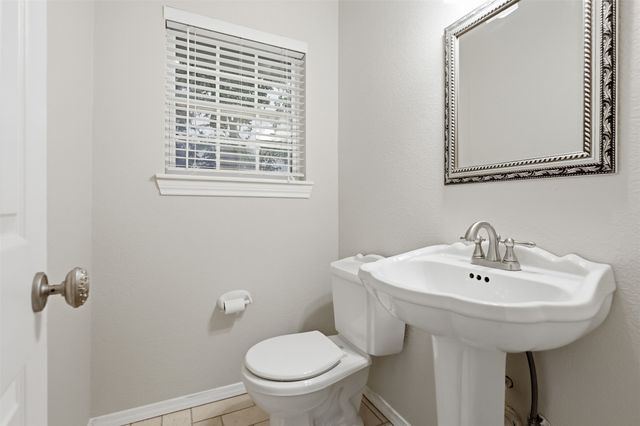 321 S Main Street, Irving, TX 75060