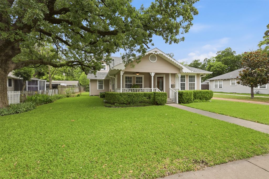 321 S Main Street, Irving, TX 75060