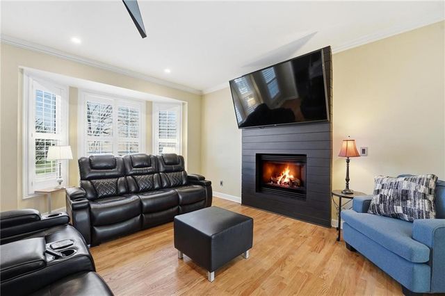 15645 W 154th Street, Olathe, KS 66062