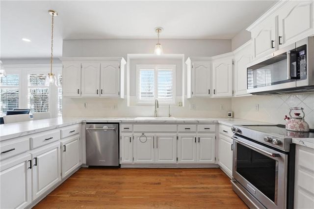 15645 W 154th Street, Olathe, KS 66062