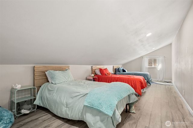 34 4th Street S, Pacific Beach, WA 98571