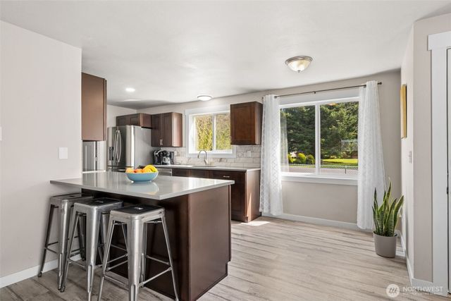 34 4th Street S, Pacific Beach, WA 98571