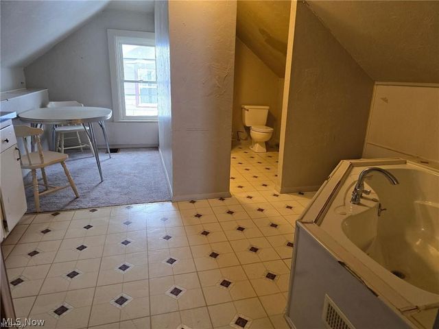 7285 Center Street, Mentor, OH 44060