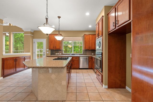 13258 Overlook Court, Conroe, TX 77302