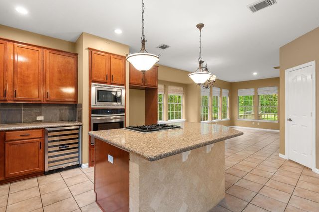 13258 Overlook Court, Conroe, TX 77302