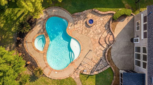 13258 Overlook Court, Conroe, TX 77302