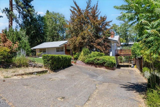340 Miner Way, Jacksonville, OR 97530